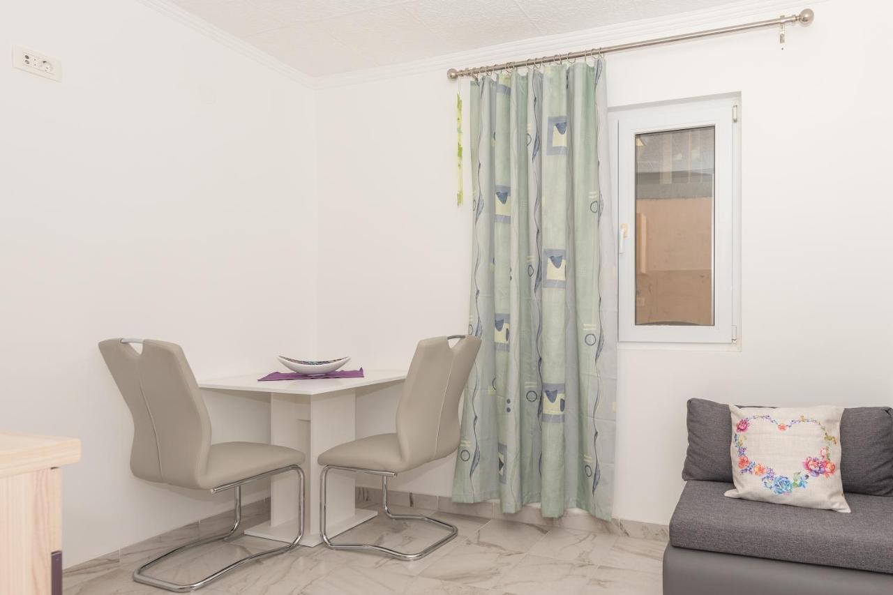 Apartments Calla Makarska Eksteriør bilde
